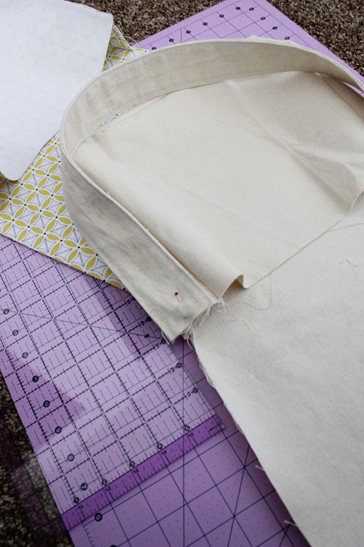 [09_pin%2520strap%2520to%2520sides%2520of%2520outer%2520bag%255B4%255D.jpg]
