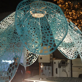 Self-Sufficient studio Pavillions