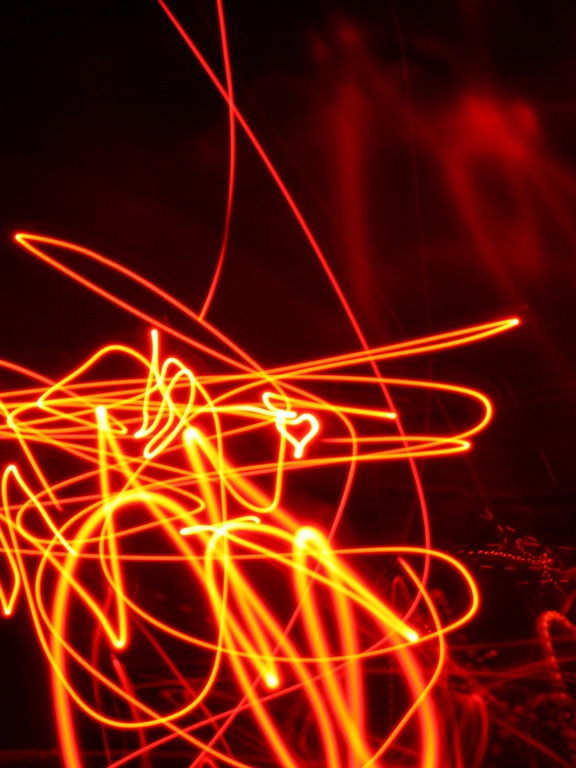 [iPad-wallpaper-red-line%255B4%255D.jpg]