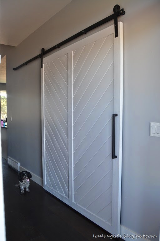 [How-To-Build-Your-Own-Chevron-Barn-Door%255B3%255D.jpg]