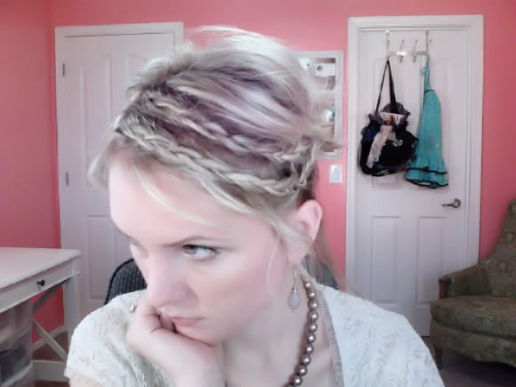 [double%2520braid%2520headband%2520tutorial%255B4%255D.jpg]