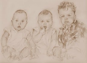 Tweeling met broertje in krijt 50x65 cm