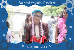 Fotos do evento Pedro - 08.12.11. Foto numero 28 da Social Click Fotografia Digital, do Rio de Janeiro, RJ, que faz fotos divertidas, fotos malucas, fotos com fantasias, fotos na hora, fotografia maluca, fotografia divertida com molduras personalizadas. fotos divertidas malucas foto maluca animadas animado rj rio de janeiro divertida fantasia animada e filmagem casamentos fotoprodutos fotógrafo para casamento
