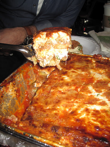 The perfect cheese to sauce ratio.