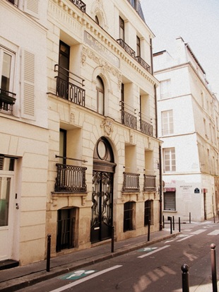 PARIS SENTIER PARIS SENTIER