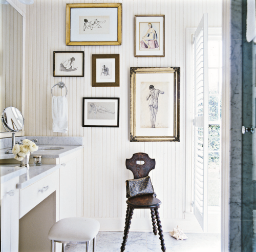 [bathroom-art-wall-display-white3.png]