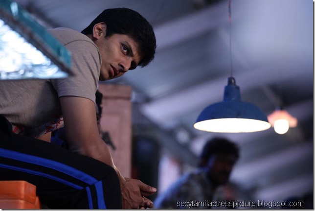 mugamoodi_jeeva_stills_02