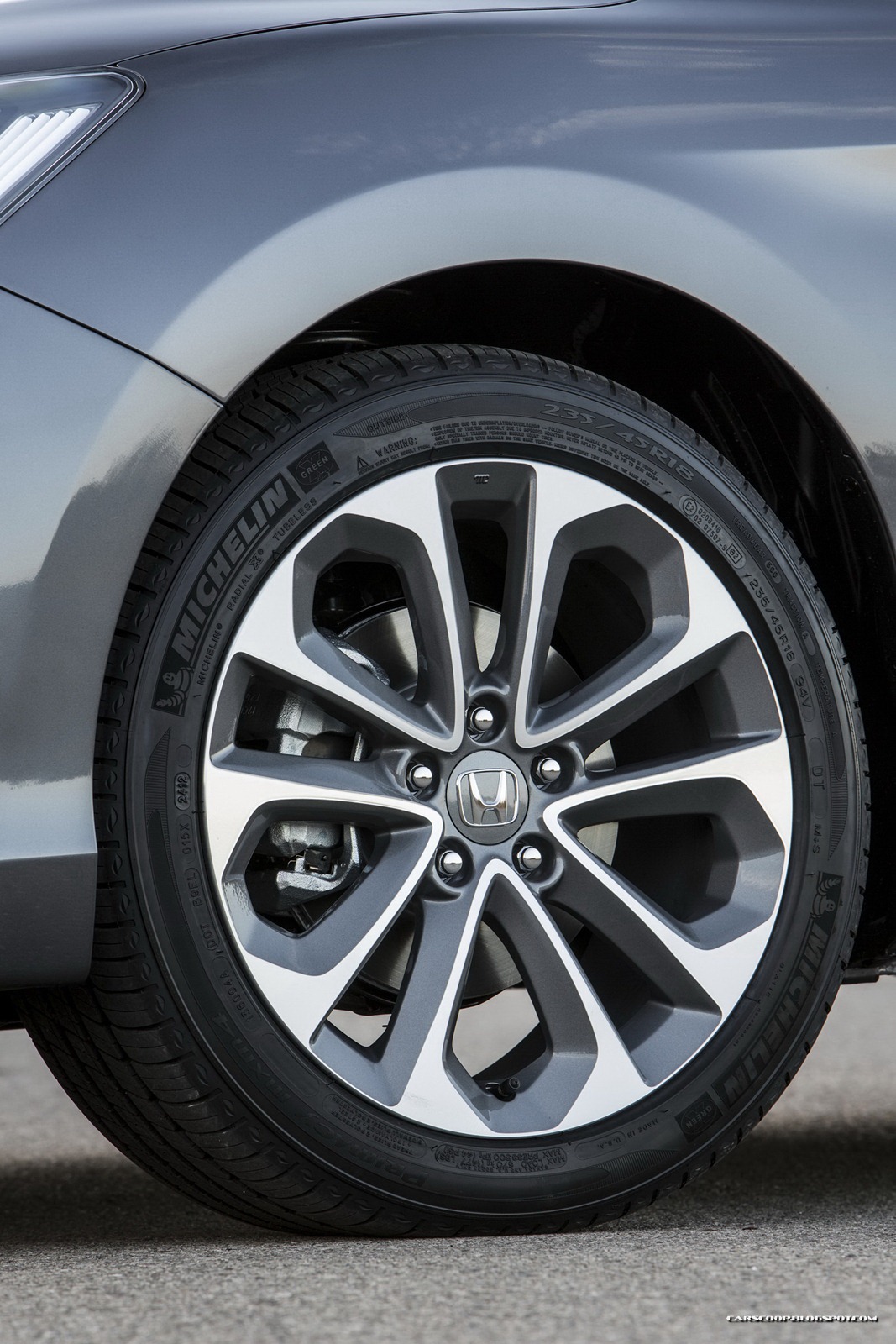 [2013_Honda_AccordSport_Sedan_295%255B3%255D.jpg]