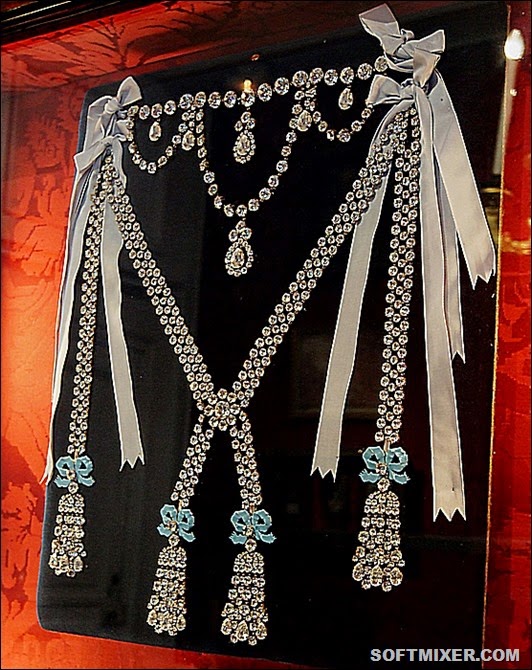 Collier_reine_Breteuil Collier_reine_Breteuil