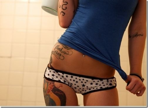 hot-girls-tattoo-32