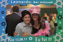 Fotos do evento Leonardo - 13.08.11. Foto numero 44 da Social Click Fotografia Digital, do Rio de Janeiro, RJ, que faz fotos divertidas, fotos malucas, fotos com fantasias, fotos na hora, fotografia maluca, fotografia divertida com molduras personalizadas. fotos divertidas malucas foto maluca animadas animado rj rio de janeiro divertida fantasia animada noivos fotografo casamento fotografa para debutantes