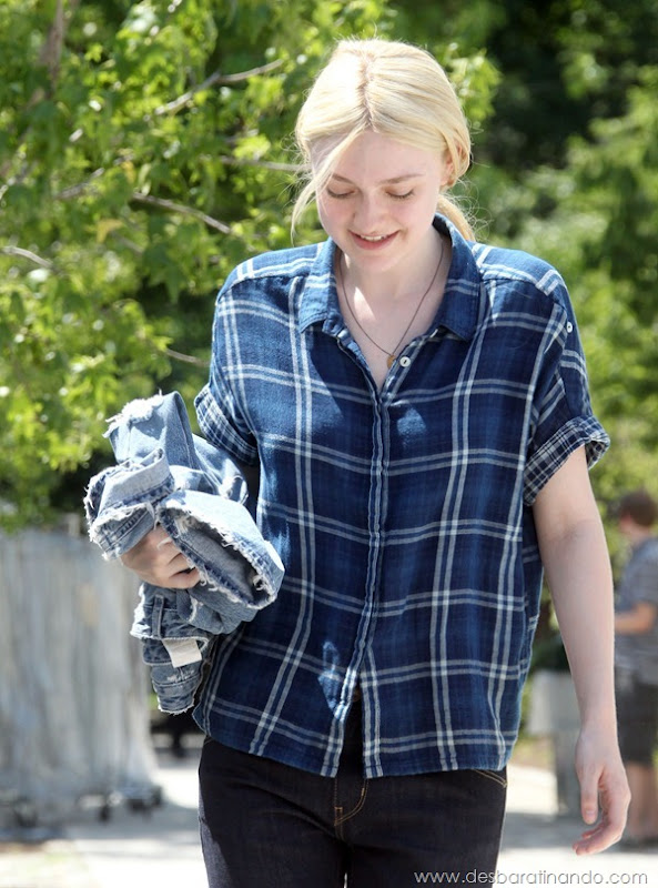 Dakota-Fanning-sexy-sedutora-desbaratinando-sexta-proibida (53)