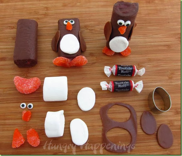how to make a penguin using a Swiss Roll snack cake, Hostess Ho Ho penguins, edible crafts, holiday crafts for kids, Christmas craft ideas copy