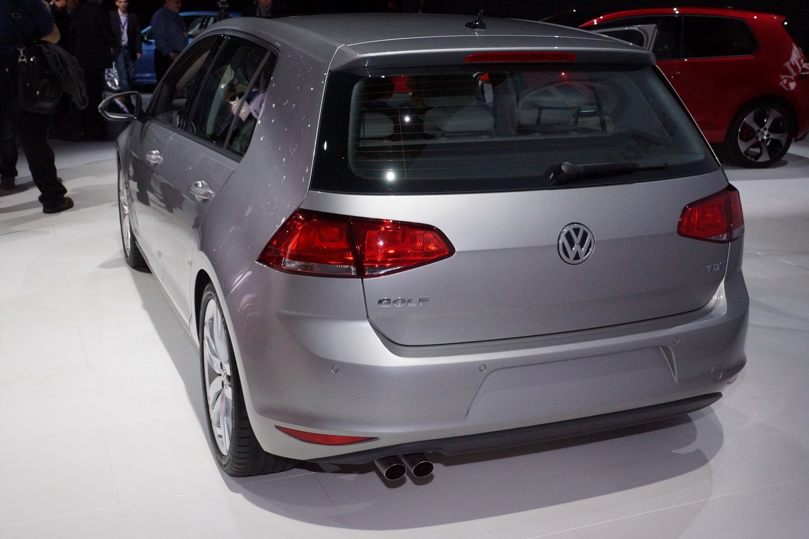 [VW-Golf-0008-World-Car-of-the-Year%255B2%255D.jpg]