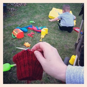 [april16knit%255B3%255D.jpg]