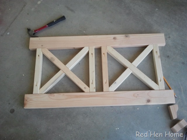 [Red%2520Hen%2520Home%2520bench%2520back%25202%255B3%255D.jpg]