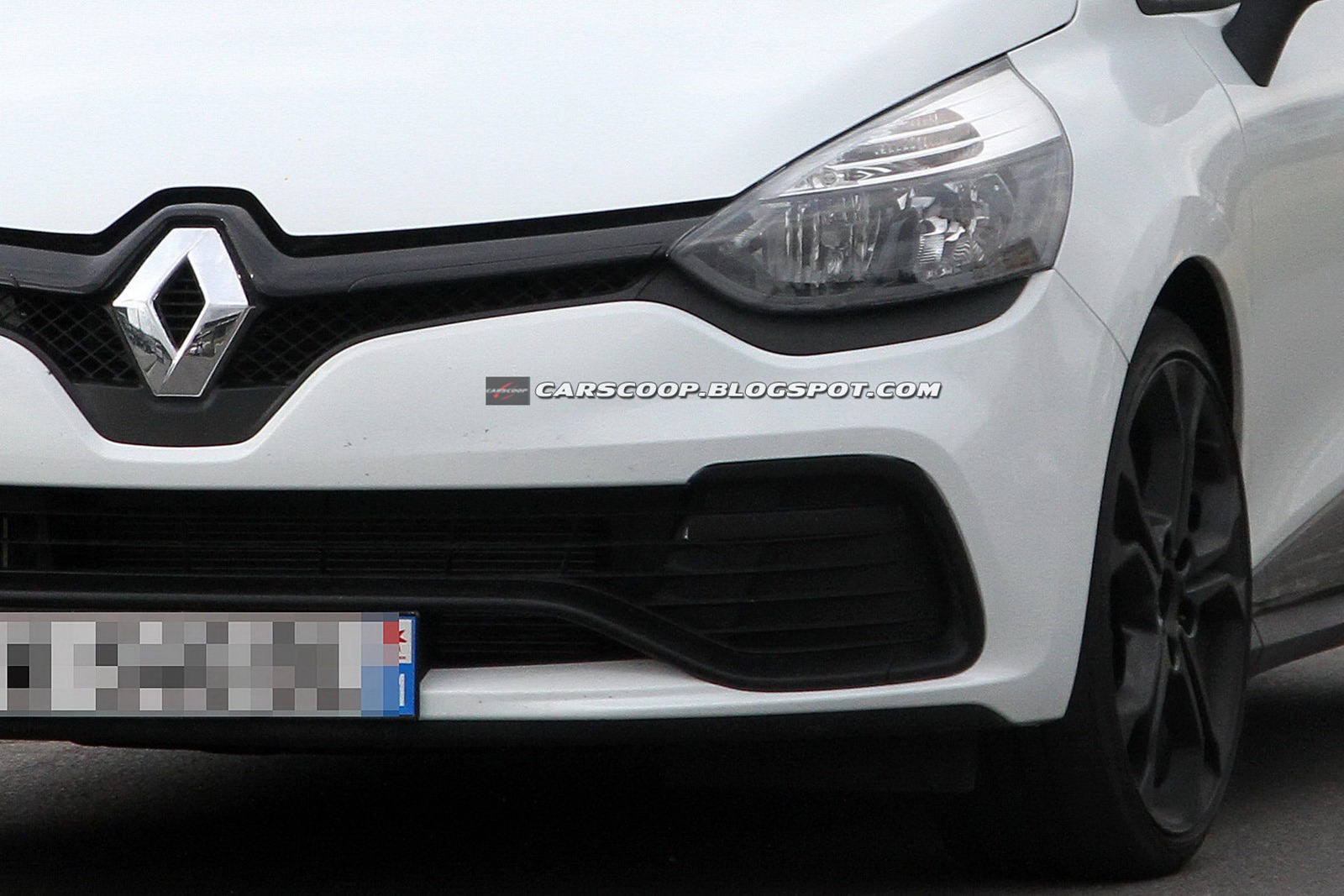 [2013-Renault-Clio-RS200-7%255B4%255D.jpg]