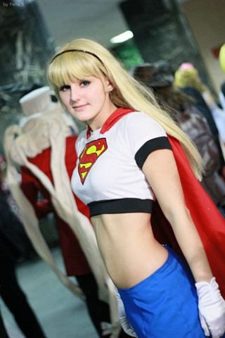 [supergirl-costumes-hot-10%255B2%255D.jpg]