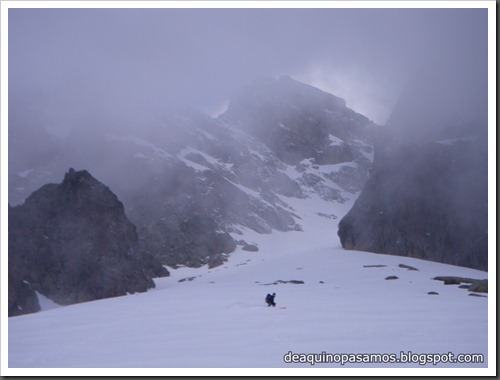 Corredor de La Fourche 350m AD  50º y Petit Pic 150m IV 60º (Midi d'Ossau, Portalet) 8963