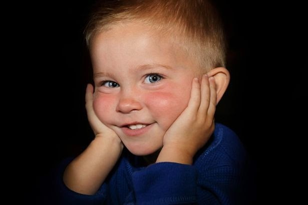 [Young%252Bboy%252Bblushing%255B2%255D.jpg]