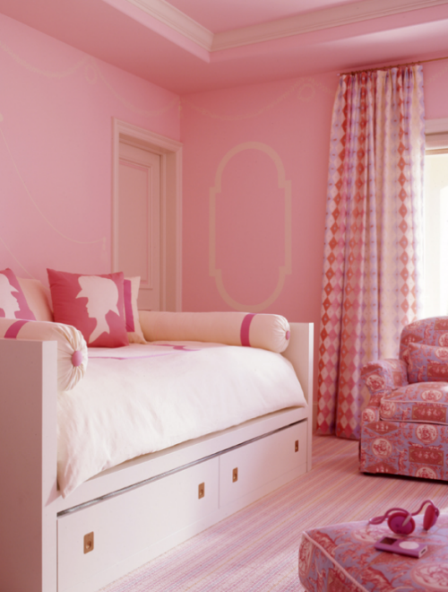 [pink_designer_girls_bedroom%255B3%255D.png]