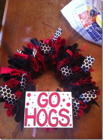 go hogs wreath