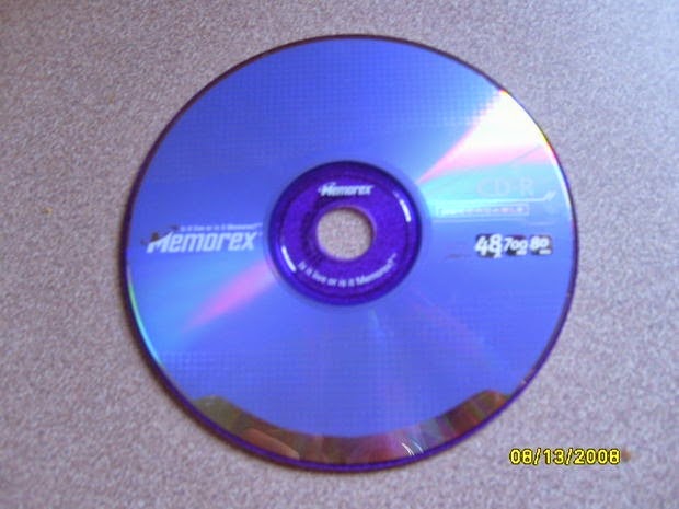 [cara-membersihkan-cd-dvd%255B2%255D.jpg]