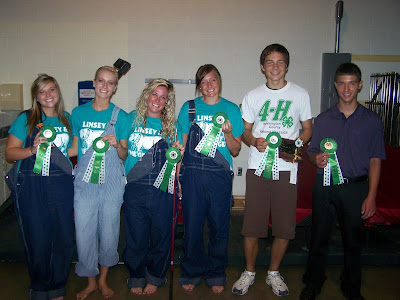 These three acts advanced to the State Fair including “Linsey and the Gee-Geez “ with a vocal and band performance with senior 4-H members Lauren Roberts, Johannah Vittetoe, Lindsey Turner, Sydney Greiner.  Jonah Van Roekel, of the Kalona Klassics, will share his yo-yo routine and Grant Hill, of the 76 Progressives, will perform his piano solo “Ragtime Meets Classical.”  Photo courtesy:  Washington County Extension