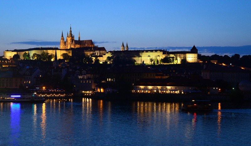 [Prague%2520Edited-92%255B3%255D.jpg]