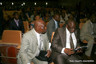 Une séance de travail en commission des députés élus du Katanga au Palais du Peuple, Kinshasa/RDC le 20/02/2012. Radio Okapi/Ph. Aimé-NZINGA Une séance de travail en commission des députés élus du Katanga au Palais du Peuple, Kinshasa/RDC le 20/02/2012. Radio Okapi/Ph. Aimé-NZINGA