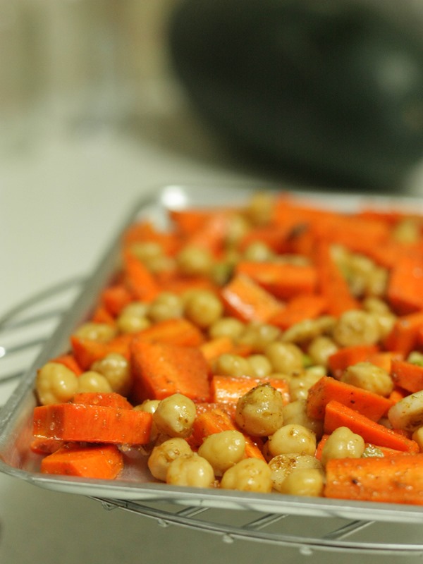 Grilled carrot & Chickpea salad