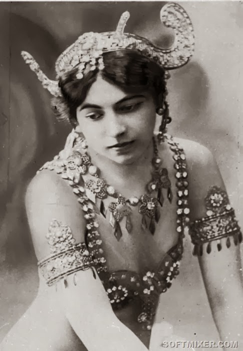 [Mata_hari_1907_thumb%255B2%255D%255B7%255D.jpg]