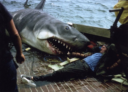 [behind-scenes-famous-movies-15%255B2%255D.jpg]