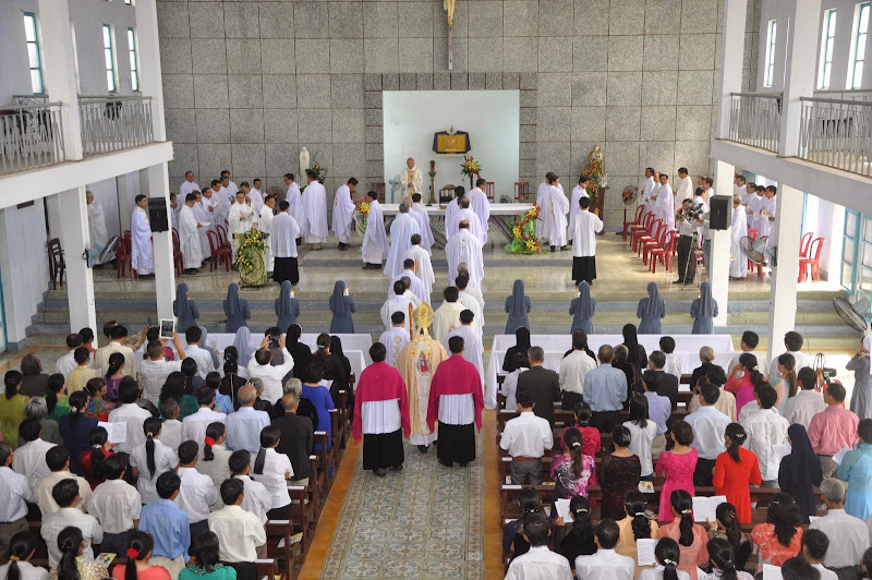 Giảng lễ tuyên khấn lần đầu Hội dòng Nữ Tỳ CGS Tình Thương