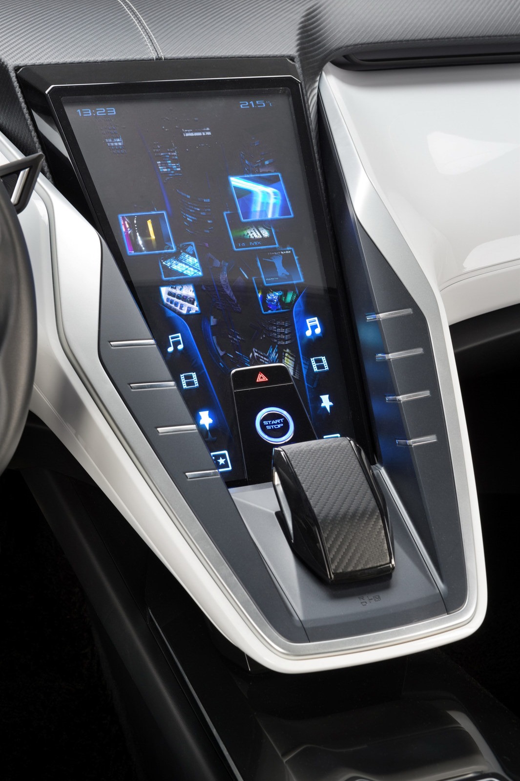 [Nissan-Friend-ME-Concept-31%255B6%255D.jpg]