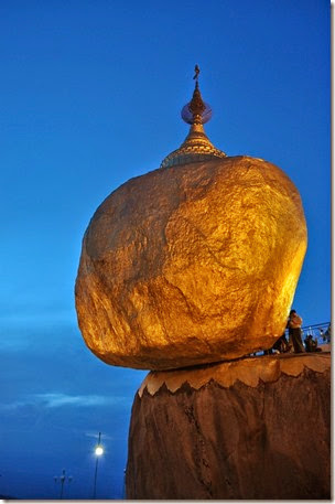 Golden Rock Myanmar Kyaikto 131126_0045