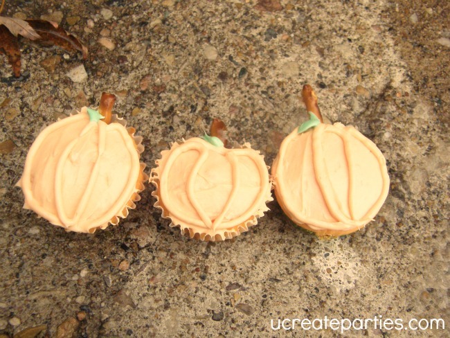 [Pumpkin%2520Cupcakes%255B11%255D.jpg]