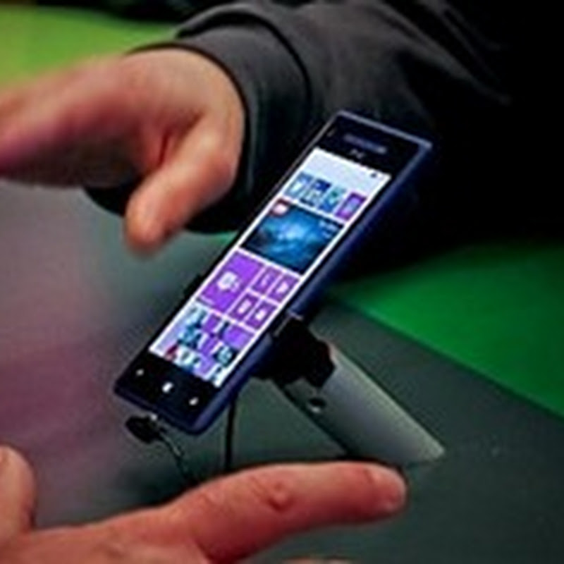 Dietro ai giganti Android e iOS, Windows Phone supera Blackberry.