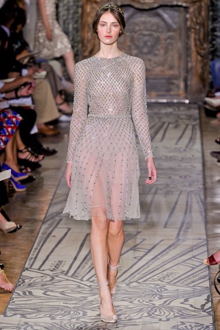 [Fall%252011%2520Couture%2520-%2520Valentino%25202.jpg]