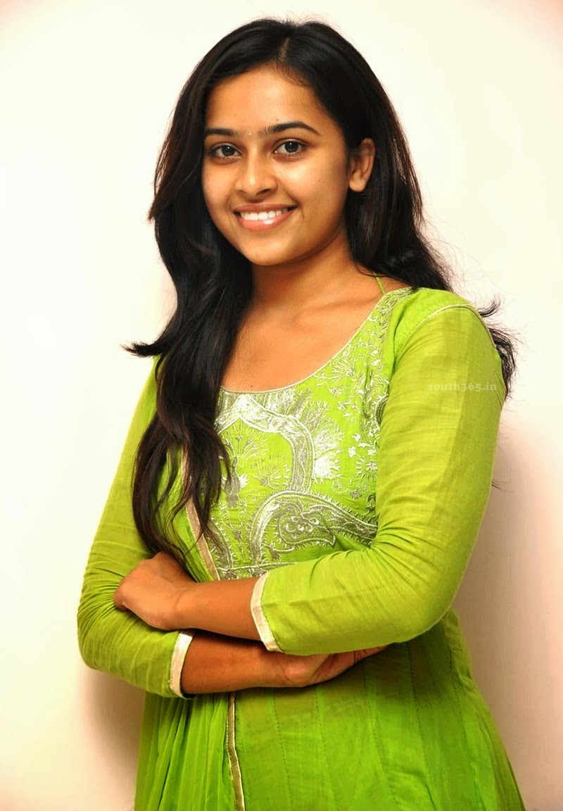 actress sri divya profile sri divya biodata biography profile age height weight actress sri divya profile sri divya biodata biography profile age height weight
