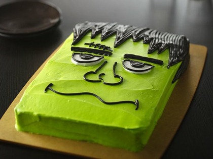 frankenstein-halloween-cake