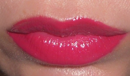 05-mua-intense-kisses-high--intensity-gloss-review-lips-are-sealed-swatch-kiss-and-tell