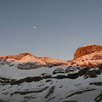 Lever du jour sur la face nord du Mont Perdu