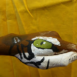 2D painted hands Teil II