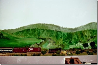 55389543-12 Dad's Layout in Spring 2004 55389543-12 Dad's Layout in Spring 2004