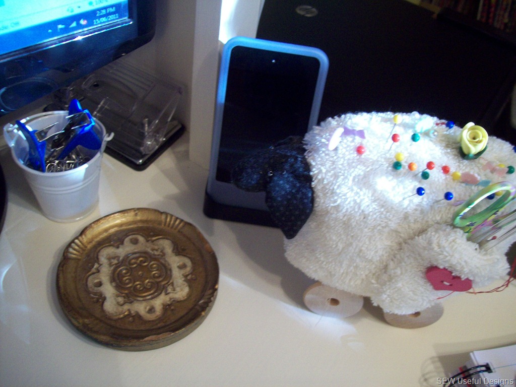 [Studio-ipod-station7.jpg]
