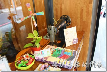 台南-沛里歐咖啡館。門口擺飾 台南-沛里歐咖啡館。門口擺飾
