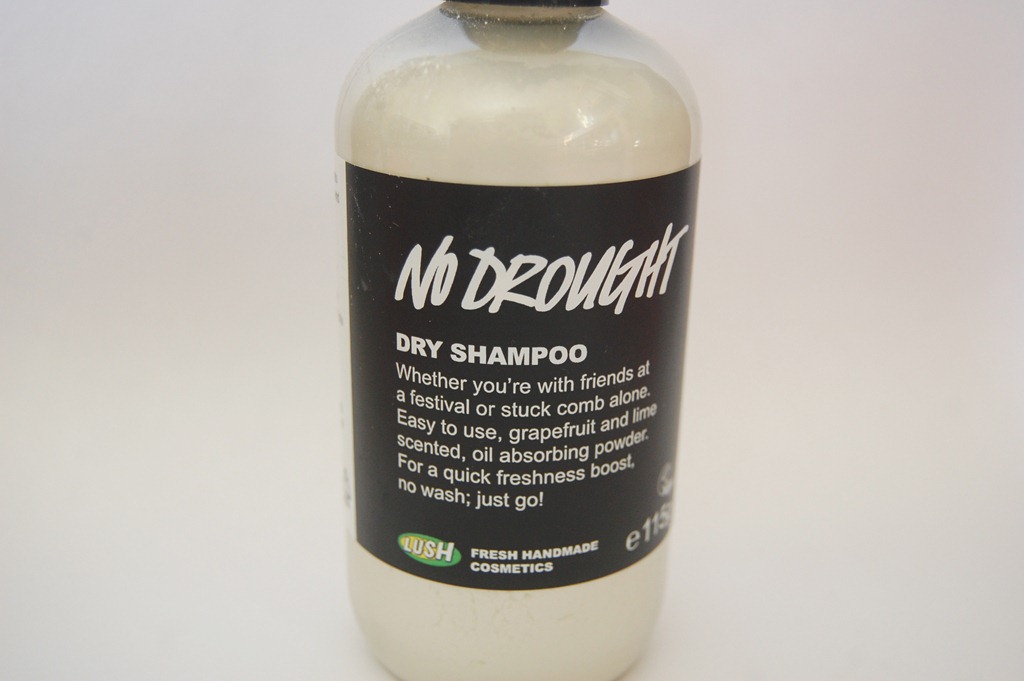 [Lush%2520No%2520Drought%2520Dry%2520Shampoo%2520Review%255B9%255D.jpg]
