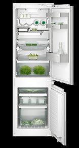 This Vario fridge-freezer combination is great for small-kitchen apartments.
