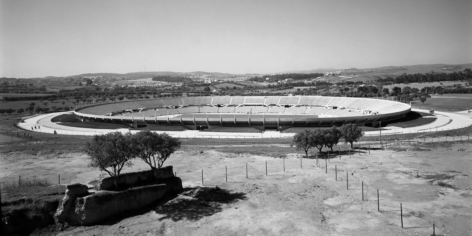 [1958-Estdio-da-Luz.14.jpg]